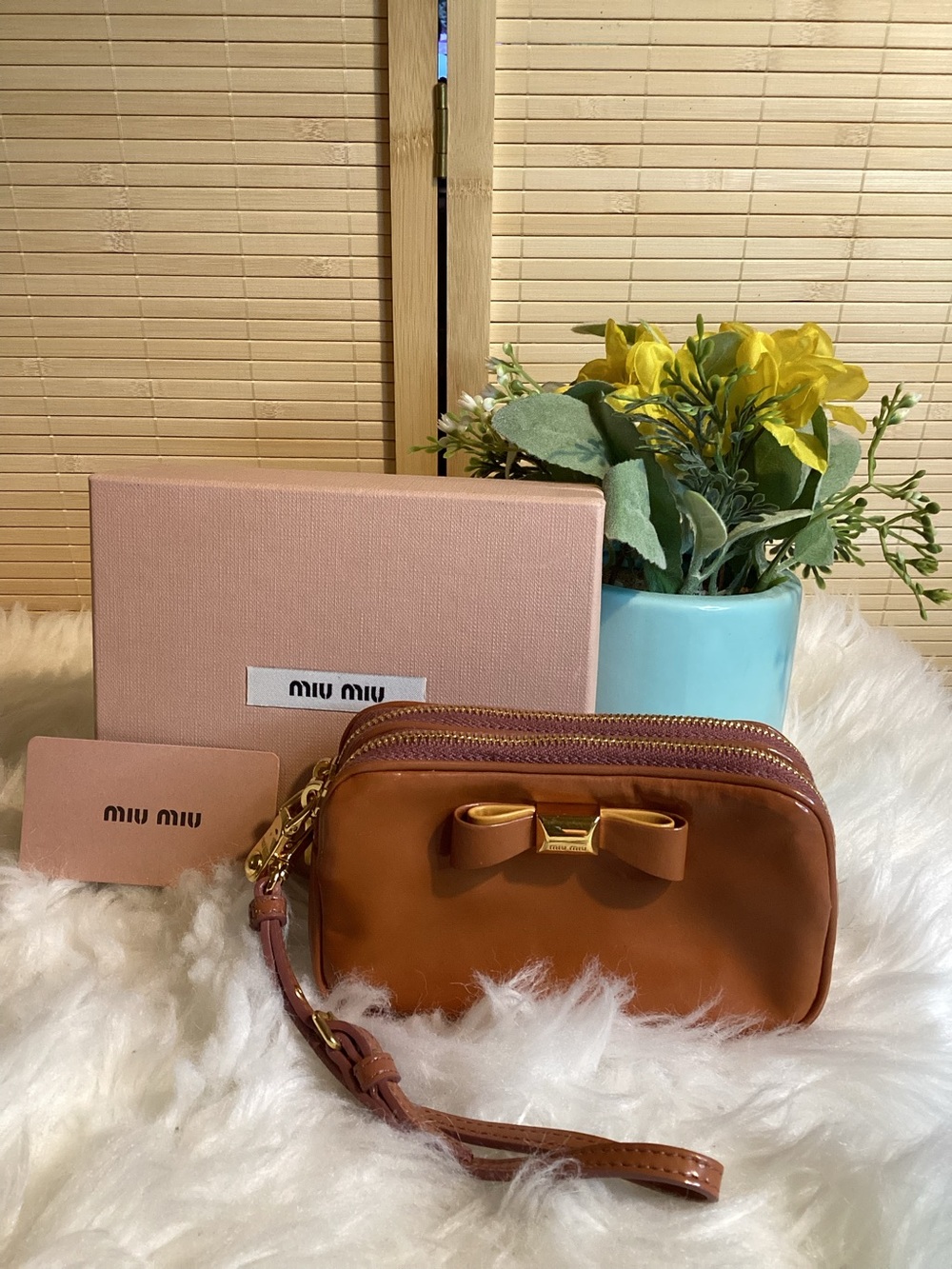 Miumiu Patent leather mini wristlet Brown